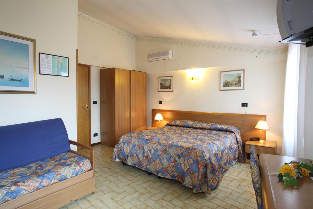 Albergo Alla Campana โตโล ภายนอก รูปภาพ